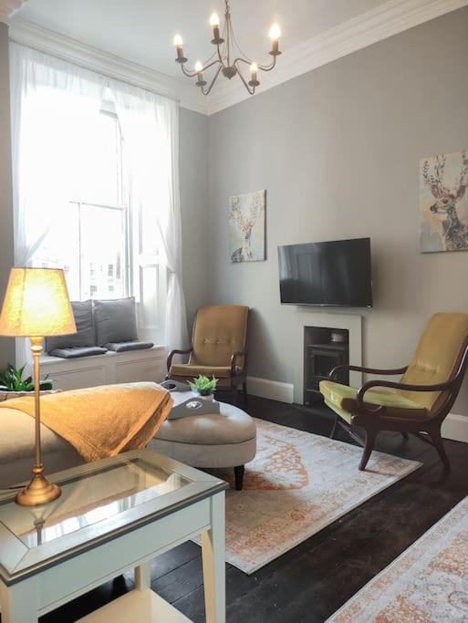 Beautiful Georgian New Town 2 Bed Apartment Edinburgh Exterior photo